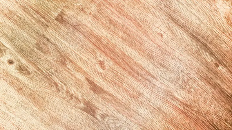 昆明工业显示器选型要点：触摸一体机在商超场景的应用实践
