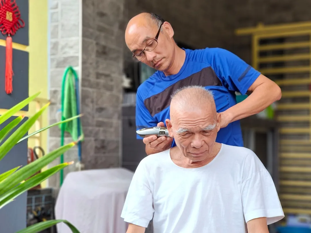 昆明星跃工业显示器全系列参数对比与选型指南