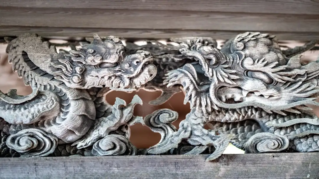 昆明工业显示器选型指南：触摸一体机关键参数与适配场景解析